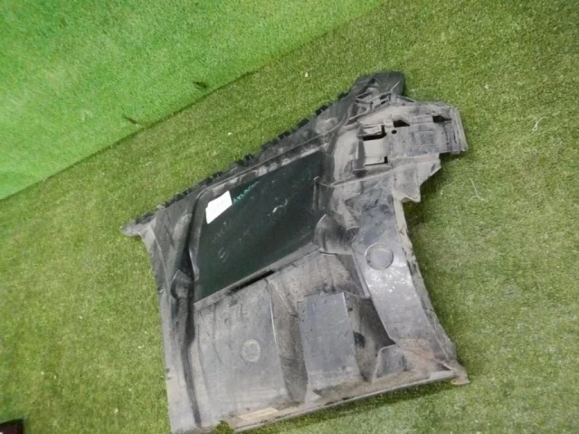 Кронштейн заднего бампера левый для BMW 5er Ф10 Rest. 2014-2017 на фотографиях