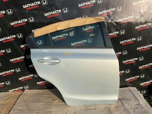 Двери для Honda Civic FB 2012-2015 седан на фотографиях