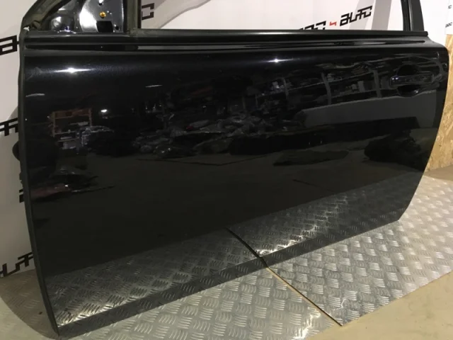 Дверь багажника для Volvo C30 MK 2006-2013 на фотографиях