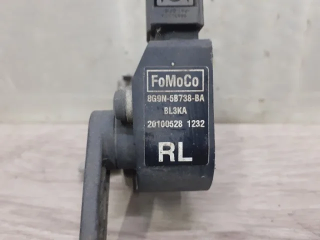 Датчик положения кузова для Volvo XC60 Y20 2008-2017 на фотографиях