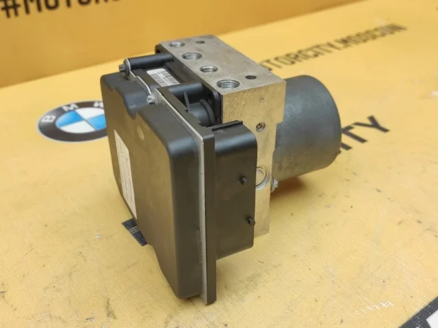 Блок ABS для BMW 5er Е60 2003-2010 на фотографиях