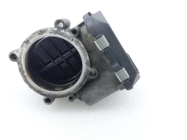 Дроссельная заслонка для Audi Q7 4L 2005-2015 на фотографиях