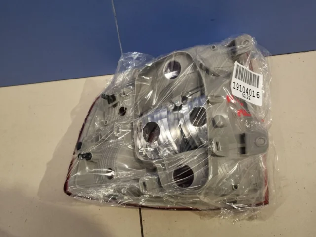 Фонарь левый для Skoda Rapid I rest NH3 2017-2020 на фотографиях