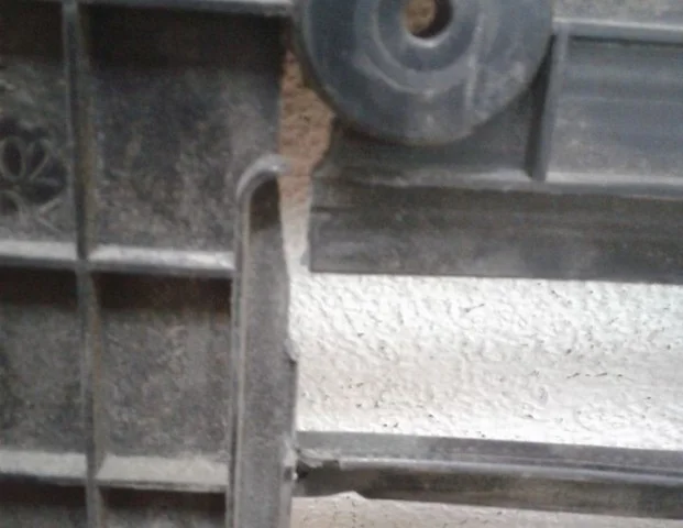 Диффузор вентиляторов для Volkswagen Golf VI (5K) 2008-2012 на фотографиях