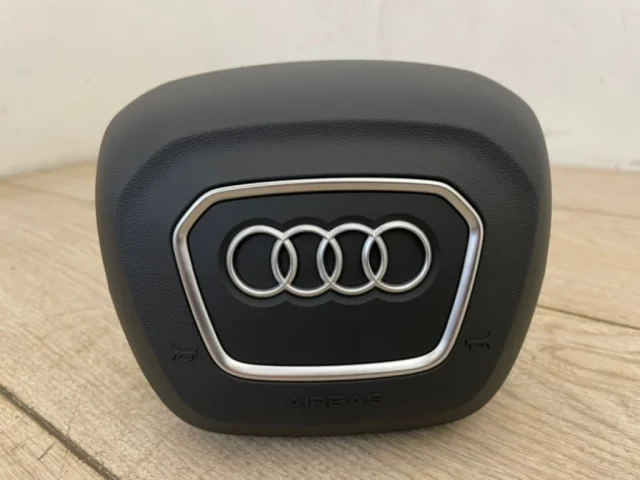 Подушка безопасности водителя для Audi Q7 4M 2015+ на фотографиях