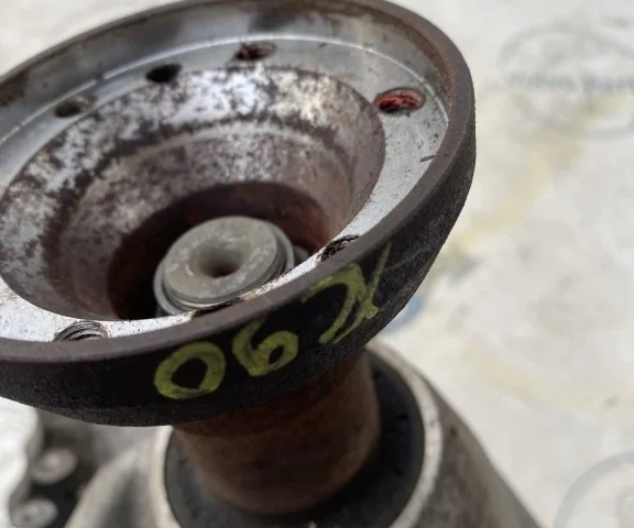 Редуктор переднего моста для Volvo XC90 I C 2002-2014 на фотографиях