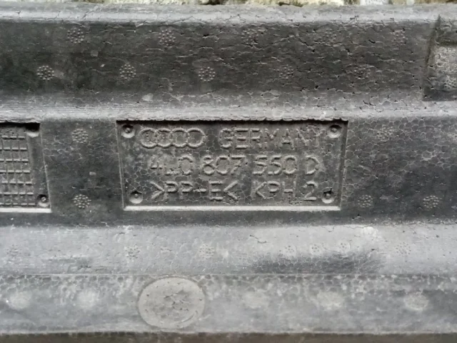 Абсорбер переднего бампера для Audi Q7 4L 2005-2015 на фотографиях