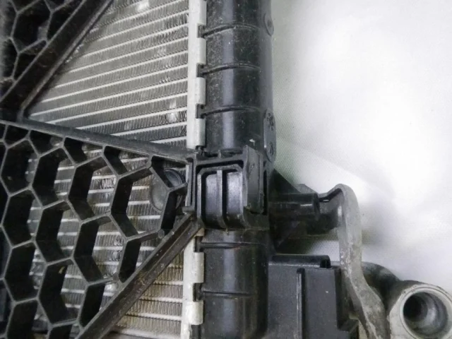 Диффузор вентилятора для Skoda Rapid I NH3 2012-2017 на фотографиях