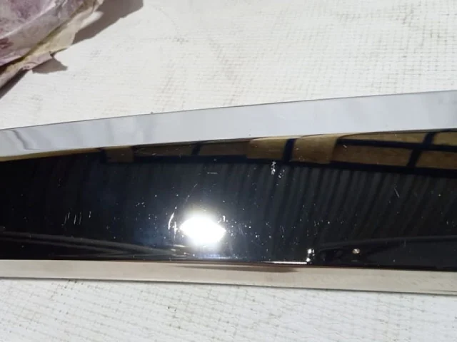 Молдинг крышки багажника для Toyota Corolla E160/E180 Седан (RU) 2012-2016 на фотографиях