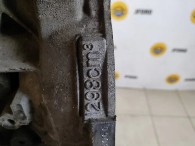 Двигатель для Suzuki Swift Седан USA 1989-2001 на фотографиях