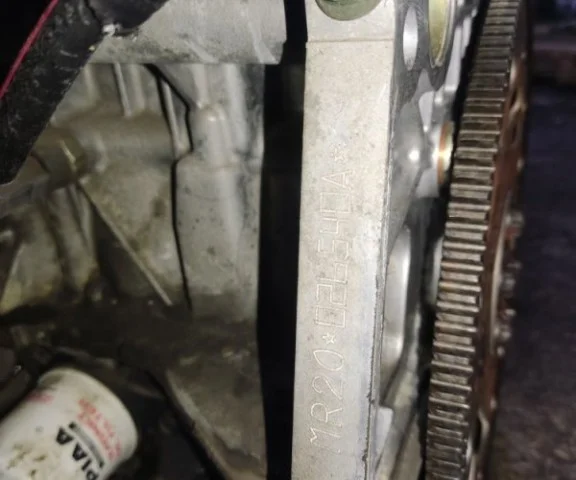 Двигатель для Nissan Qashqai+2 J10 2008-2010 на фотографиях