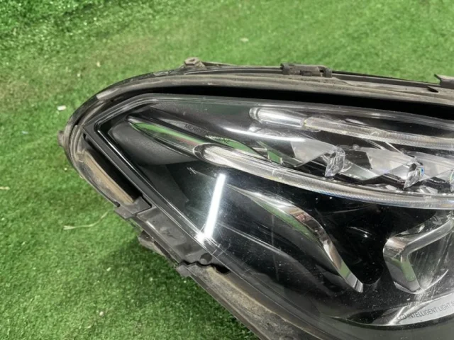 Фара правая для Mercedes-Benz E class C207 2009-2017 на фотографиях