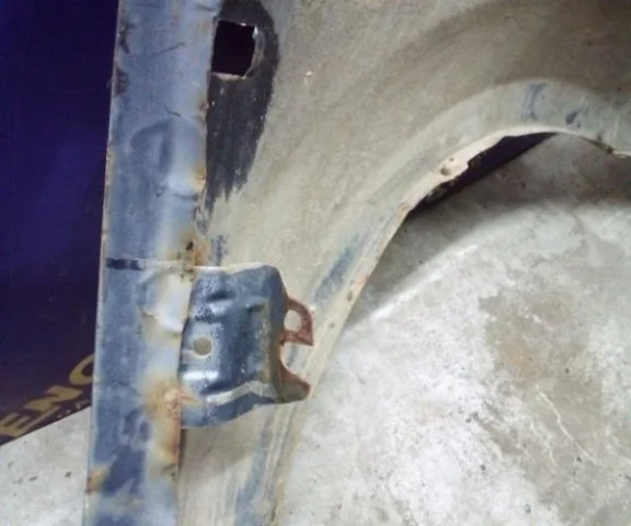 Крыло левое для Renault Logan 2005-2015 (LS) на фотографиях