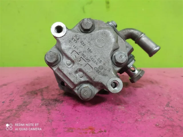 Насос ГУР для Volkswagen Touareg I (7L) 2002-2010 на фотографиях