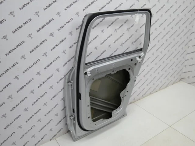Дверь задняя правая для Volvo XC90 II L 2014-2019 на фотографиях