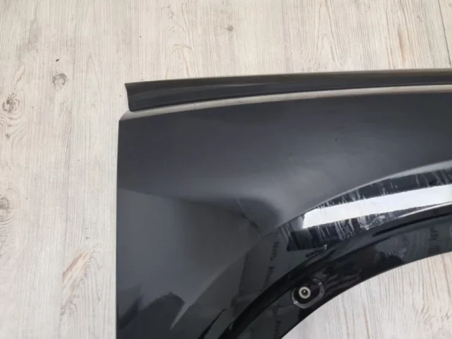 Крыло правое для Audi Q3 F3 2018+ на фотографиях