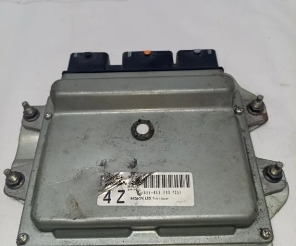 Блок управления двигателем для Nissan X-Trail T31 RU 2007-2014 на фотографиях