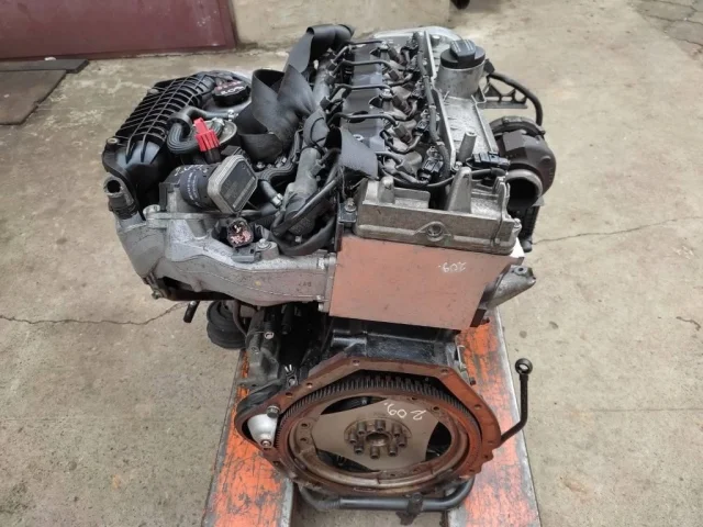 Продажа двигателя 647.961