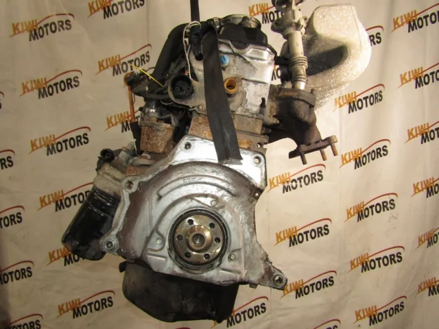 Двигатель для Volkswagen Passat Variant (B3, Typ 35i) 1988-1993 на фотографиях