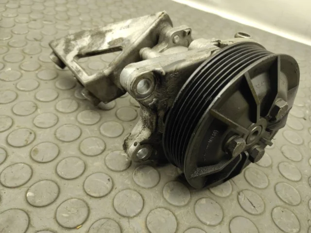 Насос ГУР для BMW X3 Е83 2003-2010 на фотографиях