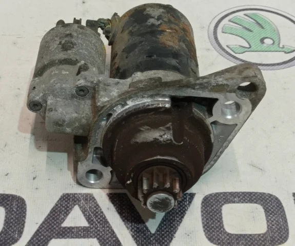 Стартер для Volkswagen Golf VI (5K) 2008-2012 на фотографиях