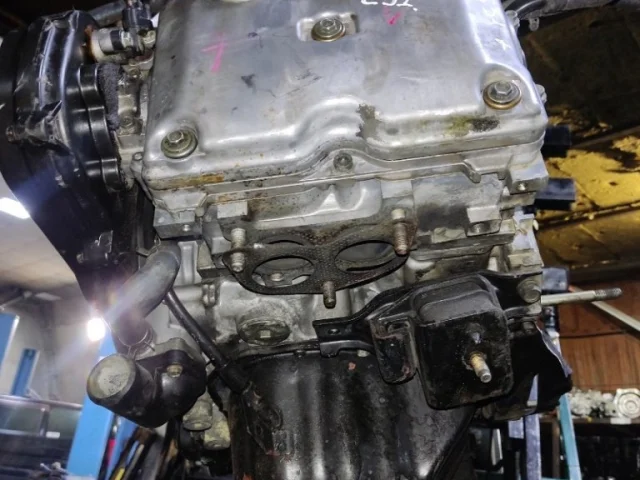 Двигатель без навесного для Subaru Legacy Универсал BH/B12 1998-2003 на фотографиях