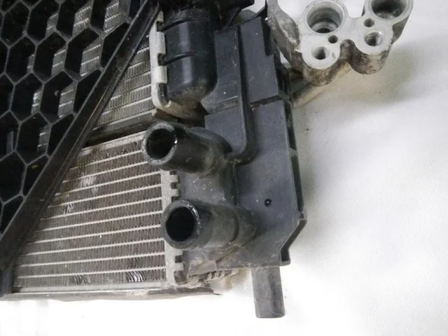 Диффузор вентилятора для Skoda Rapid I NH3 2012-2017 на фотографиях