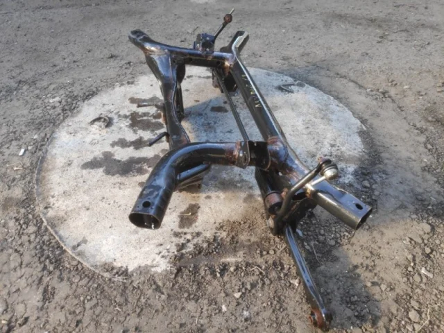 Задний подрамник для Mitsubishi ASX I rest 1 (2013-2016) на фотографиях