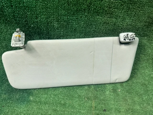 Козырек солнцезащитный левый для Skoda Rapid I NH3 2012-2017 на фотографиях