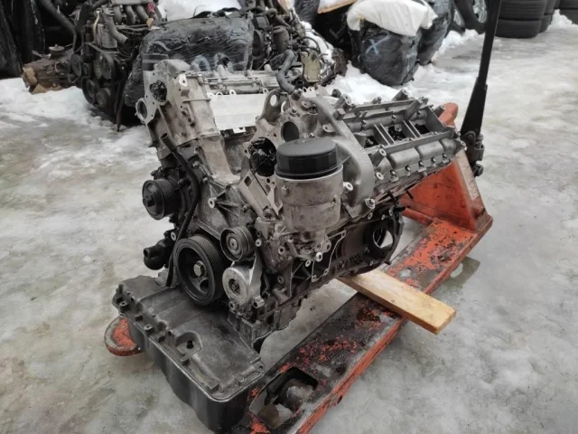 Двигатель для Mercedes-Benz GL class X164 2006-2012 на фотографиях