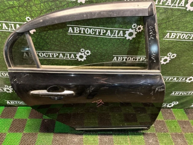 Двери для Honda Civic FD 2005-2012 седан на фотографиях