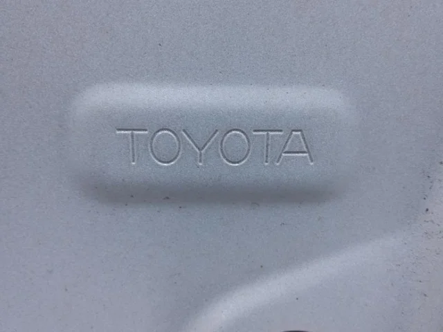 Двери для Toyota Corolla E210 Седан (RU) 2019+ на фотографиях