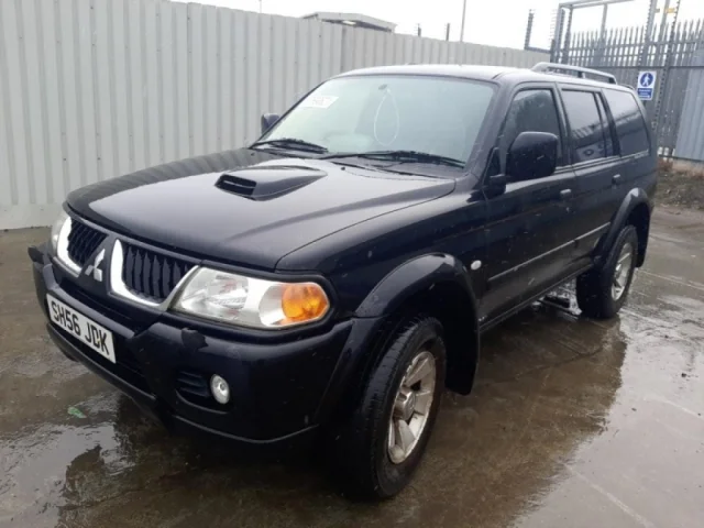Раздатка для Mitsubishi Pajero Sport K90 1997-2009 на фотографиях