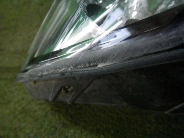 Фара ксенон левая для Hyundai ix35 1 Rest 2013-2016 на фотографиях