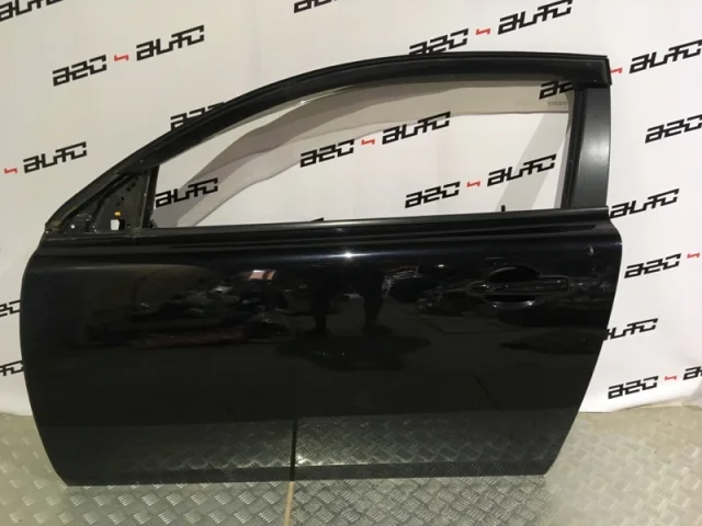 Дверь багажника для Volvo C30 MK 2006-2013 на фотографиях