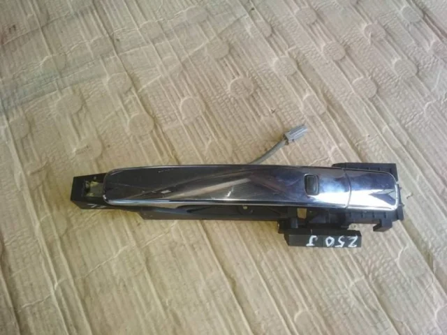 Ручка двери передняя левая внешняя для Nissan Murano Z50 JDM 2004-2008 на фотографиях