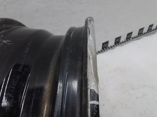 Диск колесный литой для Kia Rio 3 на фотографиях