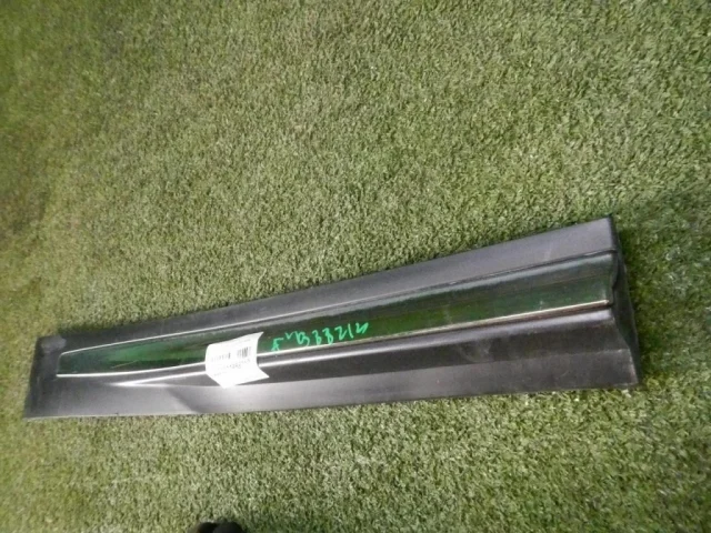 Молдинг двери задний правый для Infiniti FX S51 2008-2013 на фотографиях