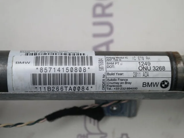 Шторка безопасности левая для BMW X5 Е70 2006-2013 на фотографиях