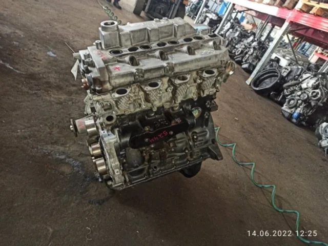 Двигатель без навесного для Mitsubishi Pajero Sport KH0 2008-2013 на фотографиях