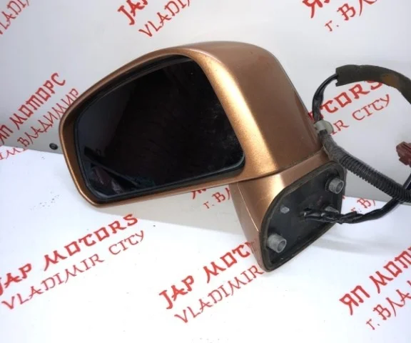 Стекла и зеркала для Nissan Tiida C11 JDM Хэтчбек 2004-2012 на фотографиях