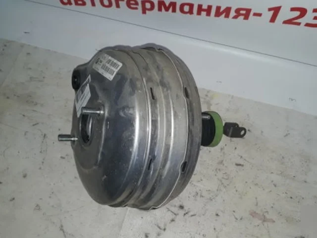 Вакуумный усилитель тормозов для BMW 5er Е60 2003-2010 на фотографиях