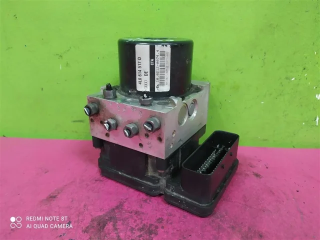 Блок ABS для Audi Q7 4L 2005-2015 на фотографиях