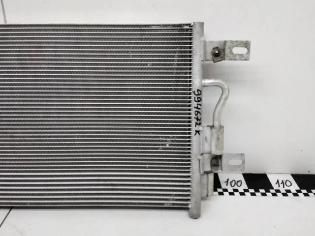 Радиатор охлаждения ДВС для Ford Explorer U502 rest 2014-2019 на фотографиях