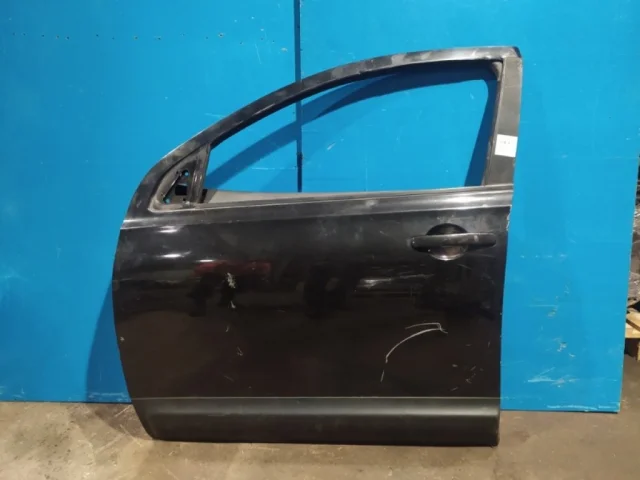 Накладка на дверь передняя левая для Nissan Qashqai J10 2006-2013 на фотографиях
