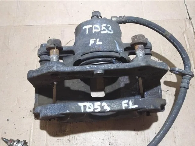 Суппорт передний левый для Suzuki Grand Vitara 2005-2014 на фотографиях