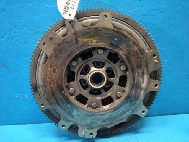 Маховик для Nissan X-Trail T30 RU 2001-2007 на фотографиях