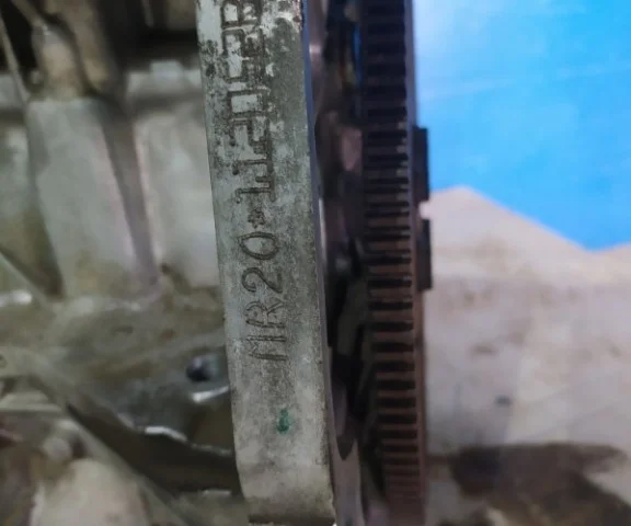 Двигатель без навесного для Nissan Serena C26 2010-2016 на фотографиях