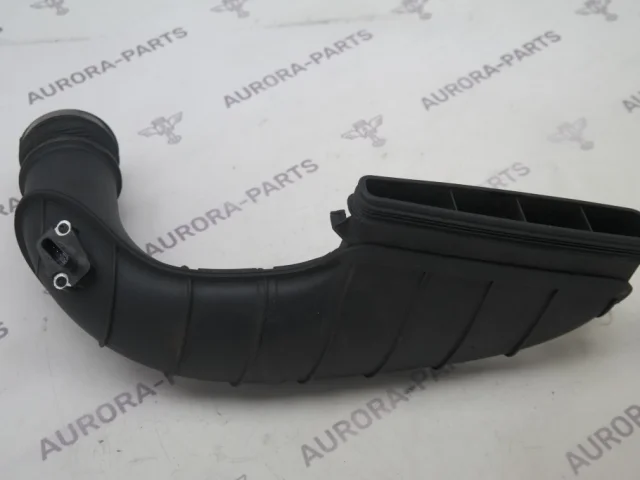 Впускной патрубок воздушного фильтра для BMW X5 Е70 2006-2013 на фотографиях