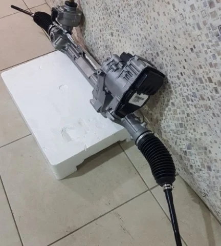 Рулевая рейка для Ford Explorer U502 2011-2016 на фотографиях